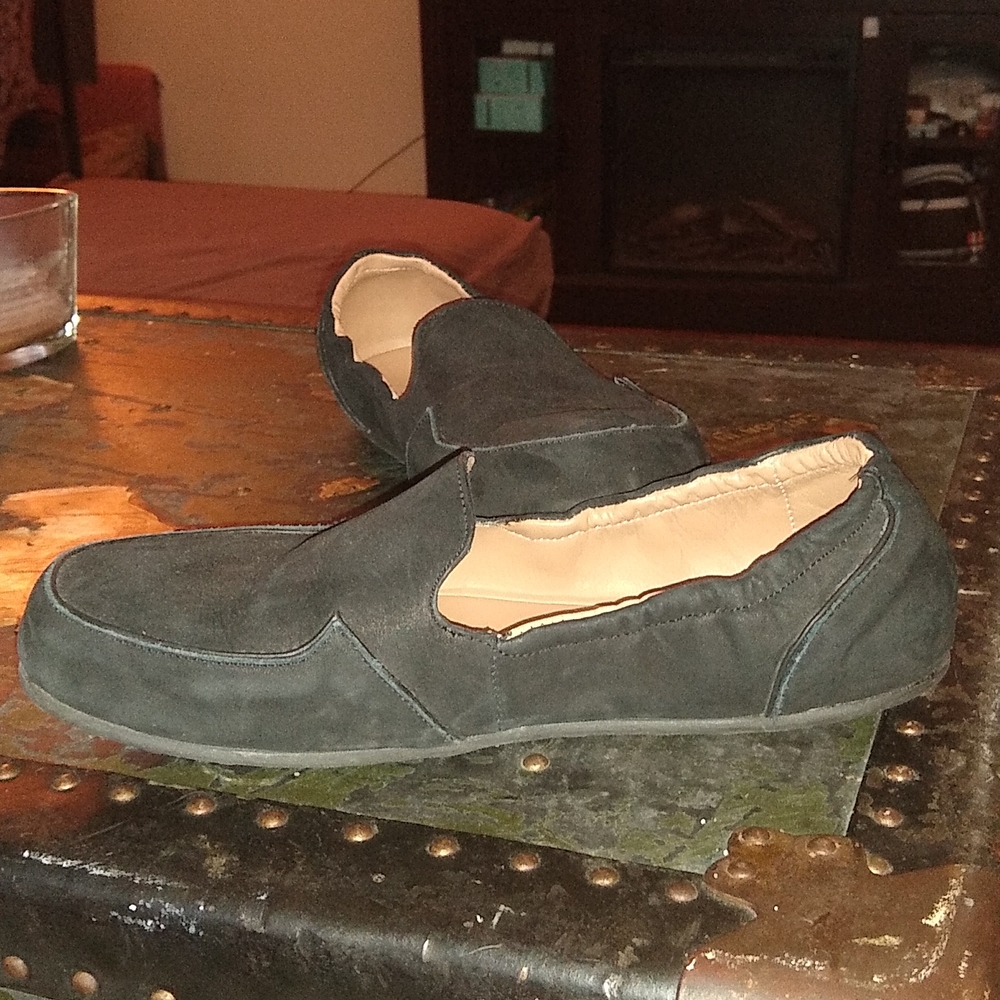 Casual Suede Slip-On Loafers in Dark Gray